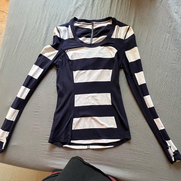 lululemon striped long sleeve - Picture 2 of 4